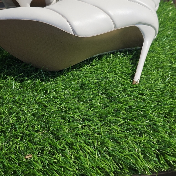 Steve Madden Cloak Puffer Style boot, Women's Size 7.5 - Picture 9 of 10